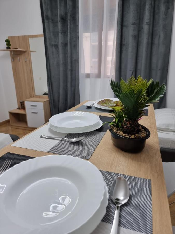 Studio Vlora 外观 照片