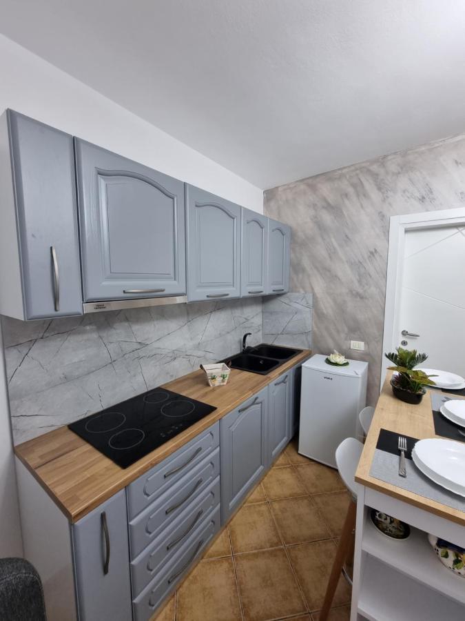 Studio Vlora 外观 照片