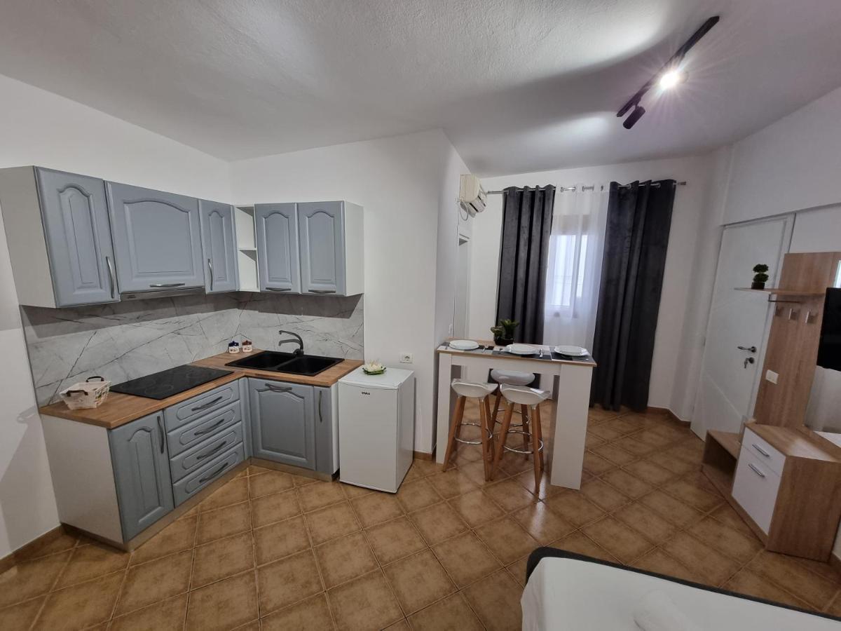 Studio Vlora 外观 照片